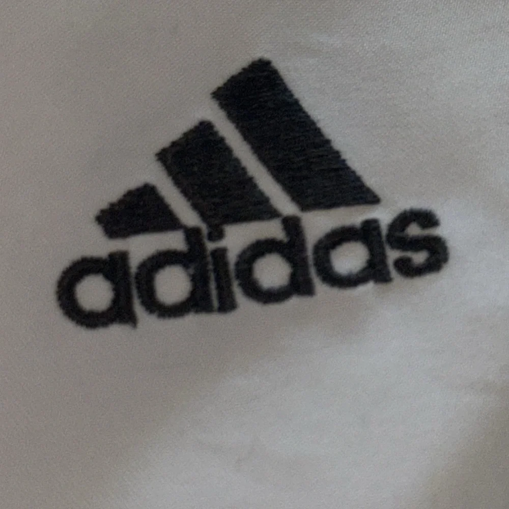 Adidas white 1/4 zip up light jacket‎ zip up pockets embroidered logo Sz M